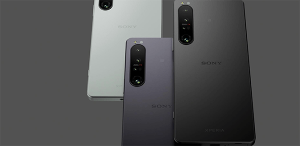 ‘Eerder stoppen met uit eten gaan dan smartphone opgeven’ Smartphone