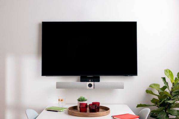 Owl Bar onder een tv