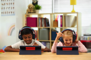 Logitech ontwerpt headset voor scholieren