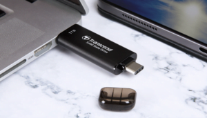 Ultracompacte portable SSD van Transcend gelanceerd SSD-schijf in vorm US-stick