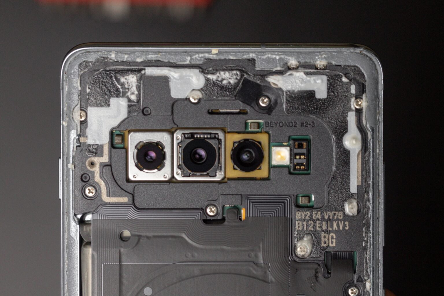 Repair a smartphone