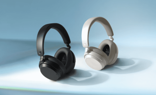 Sennheiser over ear headphones with capacity of over 50 hours