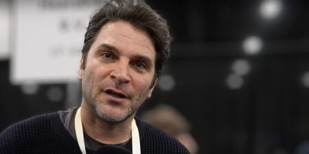 Xander de Buisonjé over BREGGZ: ‘Er is nog geen audio headset in de wereld die zo klinkt’ Xander de Buisonje over BREGGZ