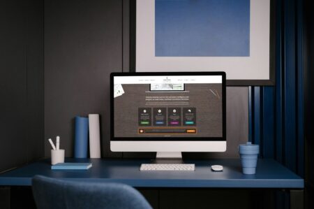 Een computer met daarop de website van Green Street