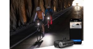 Fietskoplamp met een ingebouwde 4K camera