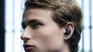 De nieuwe earbusd van Sony in gebruik.